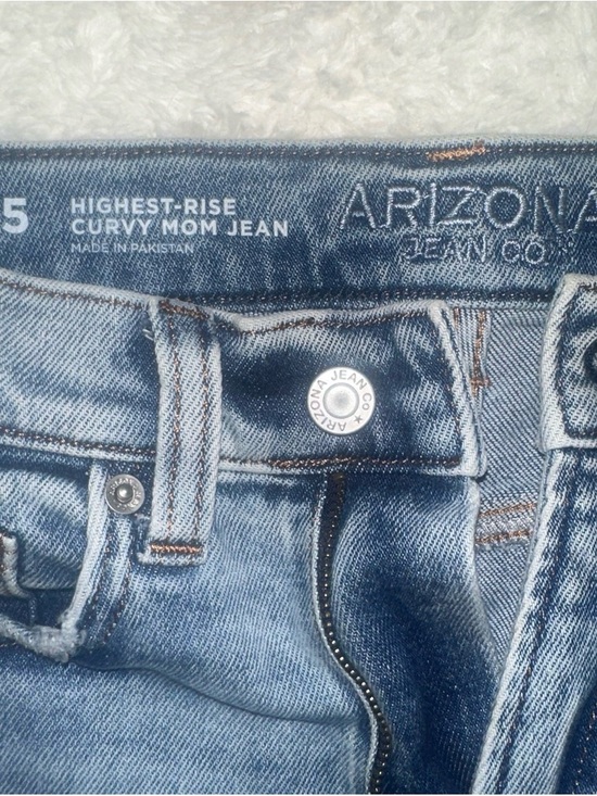 Arizona Jean Company Denim - Arizona Jean Company Light Blue Highest-Rise Curvy Mom Jeans